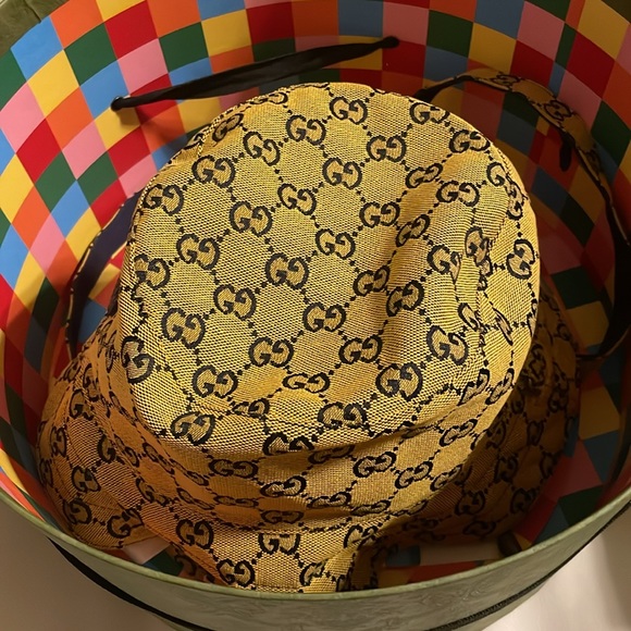 Brand new Gucci bucket hat - Picture 7 of 7